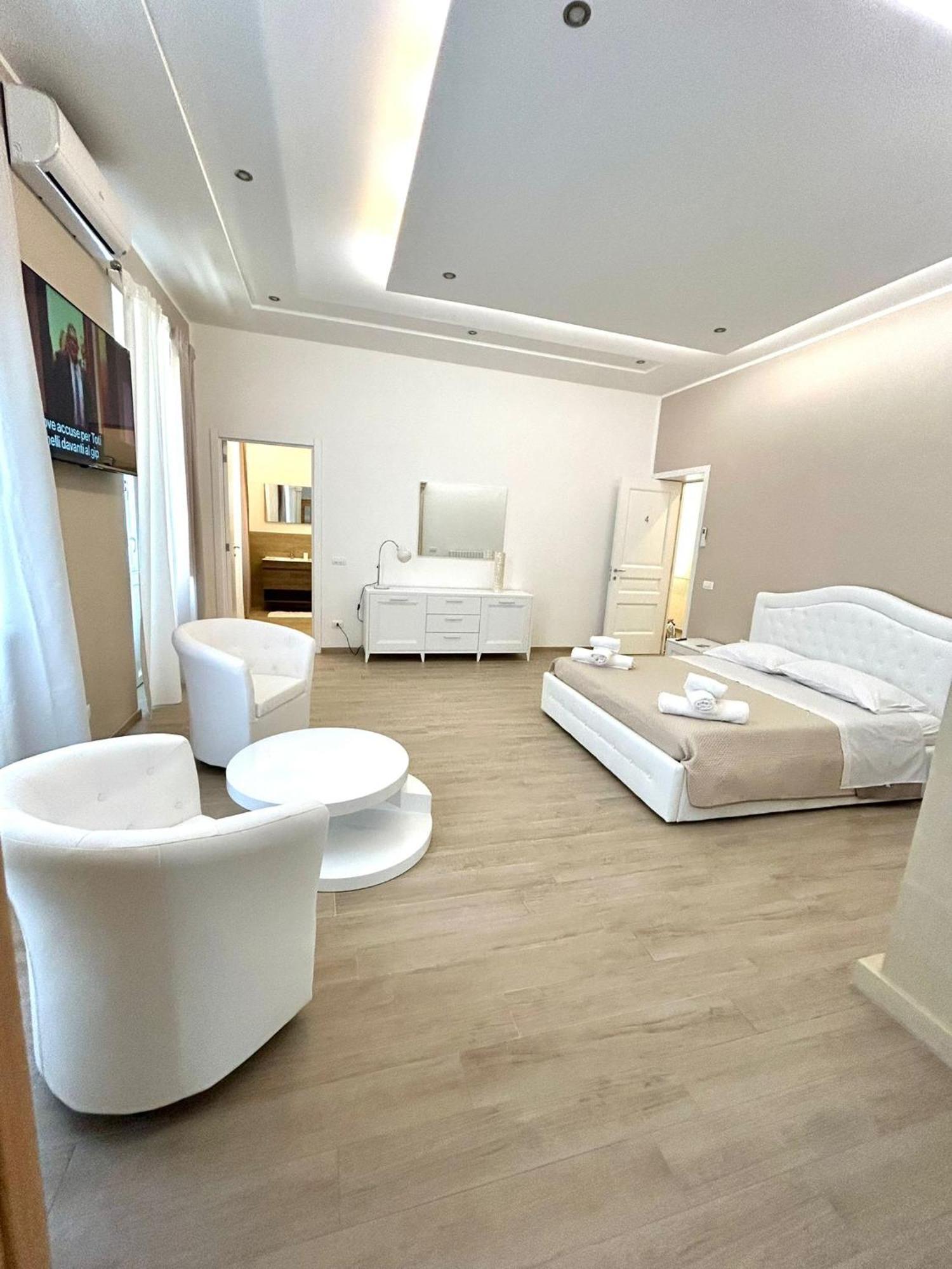 Bed E Suite Domar Μπρίντιζι Εξωτερικό φωτογραφία