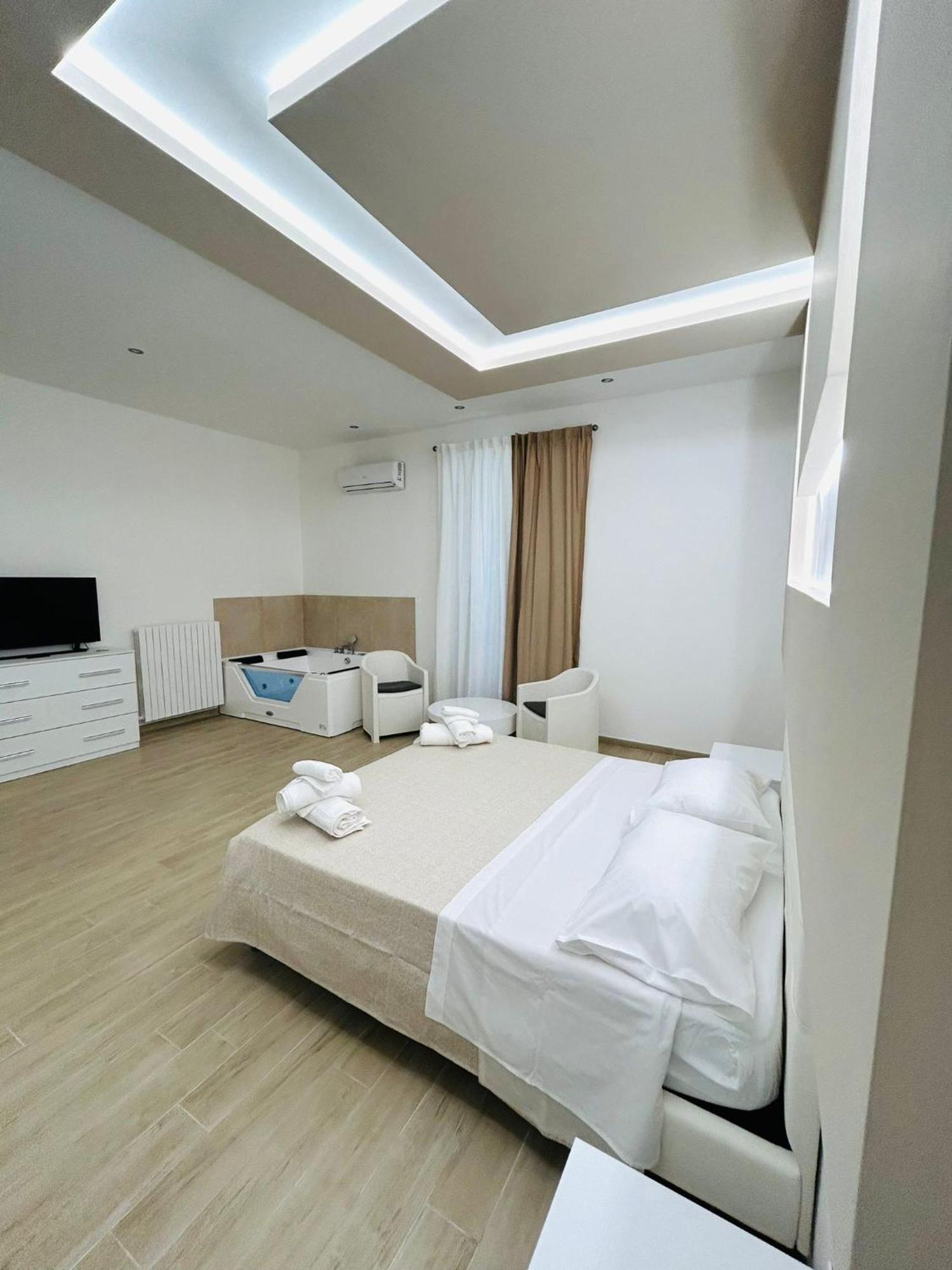 Bed E Suite Domar Μπρίντιζι Εξωτερικό φωτογραφία